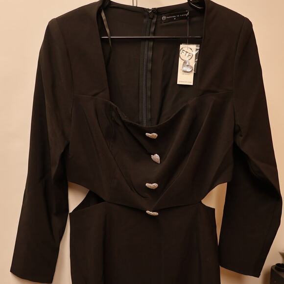 Fashion to Figure Size O (XL) Heart Button Jumpsuit with Waist Cutouts Black - Picture 1 of 16